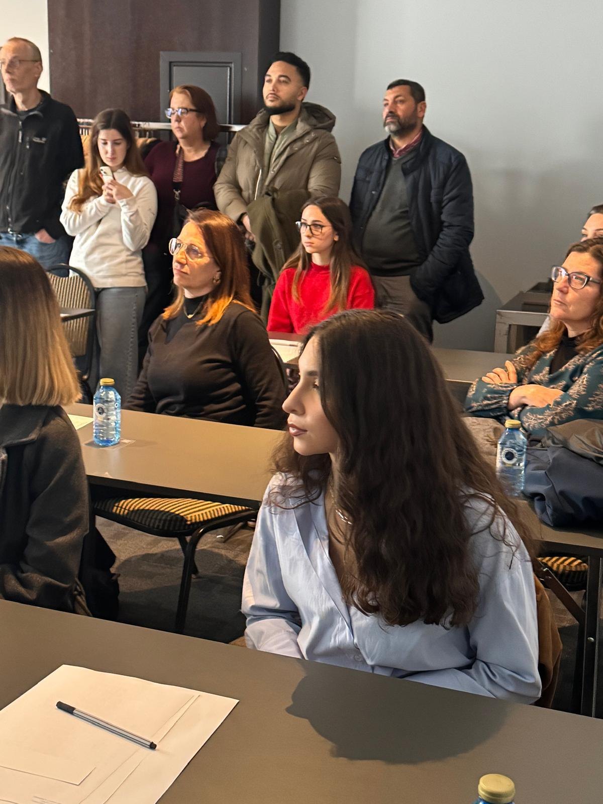 Familias acompañando a los candidatos